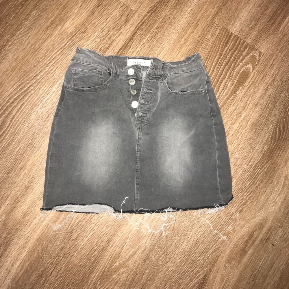 Only worn once pacsun skirt